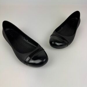 Crocs Womens Size 6 Black Patent Cap Toe Slip On Ballet Flats Comfort *Read